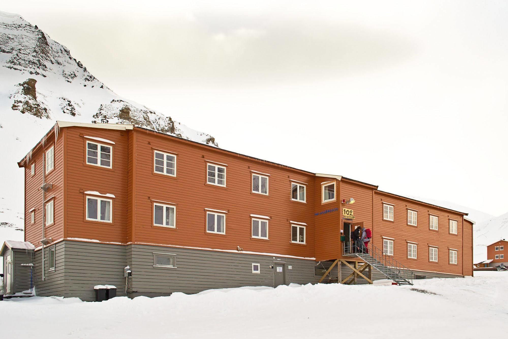 Gjestehuset 102 Longyearbyen Exterior foto
